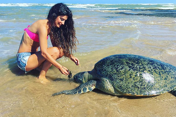 Hikkaduwa Beach Sri Lanka